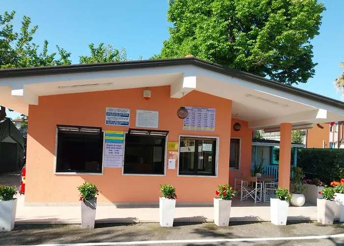 Calatella Parco Di Kamp alanı *